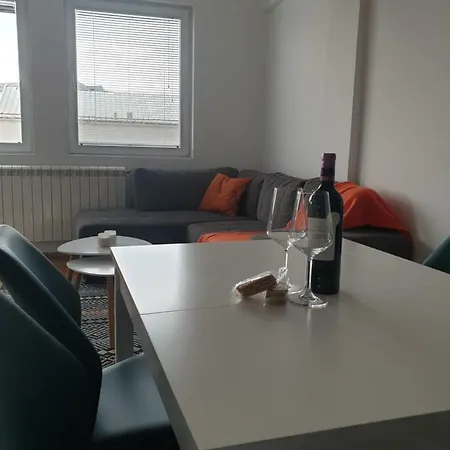 Cozy Karposh 스코페